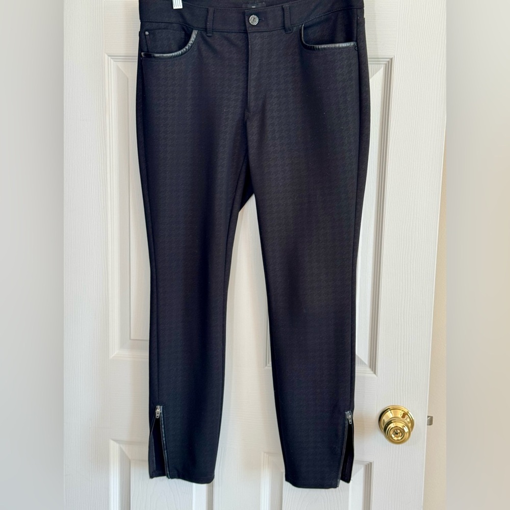 White House Black Market Textured Black Skinny Pants - Picture 2 of 11